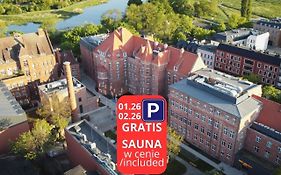 Arche Dwor Uphagena Gdansk